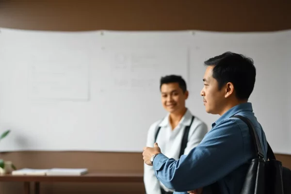 Career Mentorship: Cara Mencari dan Memanfaatkan Mentor untuk Pengembangan Karier