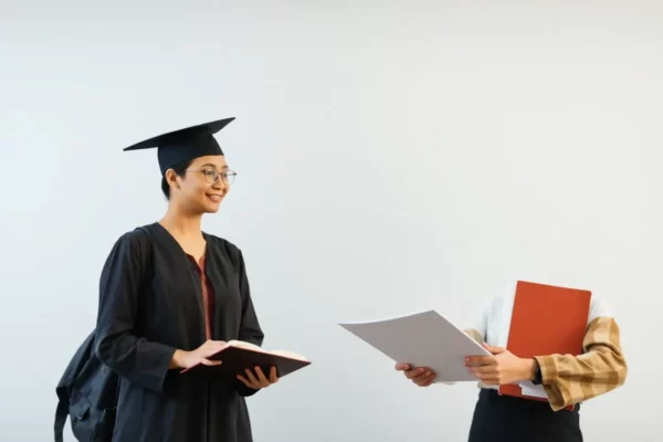 Perbandingan Gaji dan Tunjangan: Startup vs Korporasi